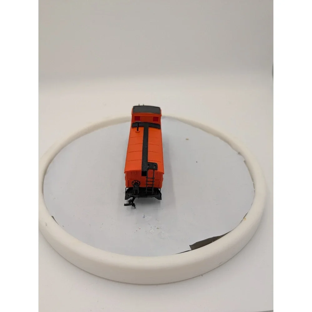Bachmann HO Scale Illinois Central‎ Gulf ICG 9599 Wide Vision Caboose Orange